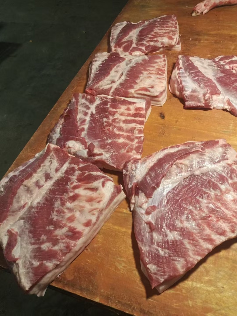 四川腊肉，香肠，自己家养的粮食猪手工制作品质经得起考验