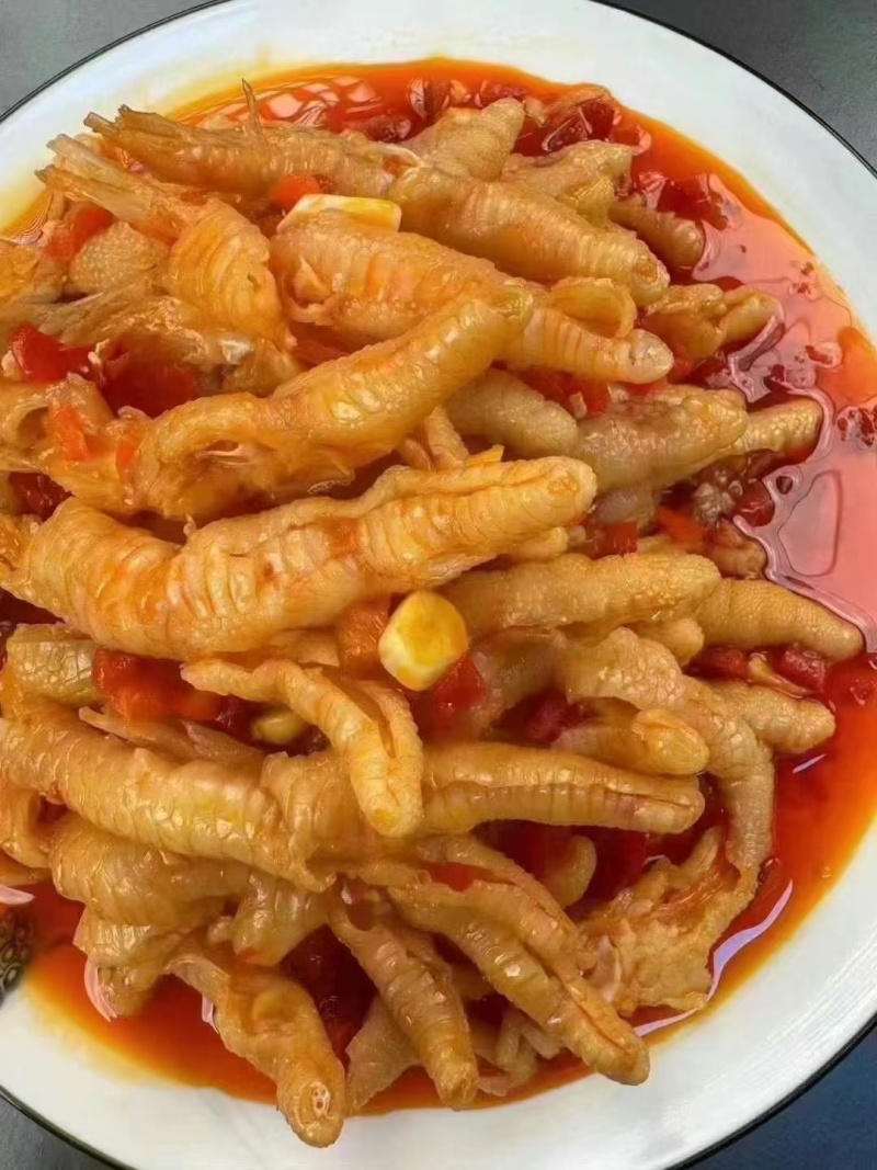 柠檬，蒜香，香辣，藤椒等种四种口味鸡爪任你选择