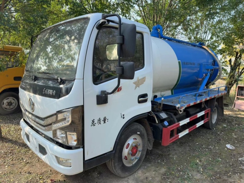 个人闲置一台吸污车