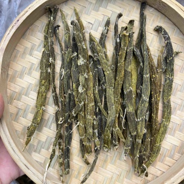 珍虫石斛条，好货不多，需要的老板来电460一斤
