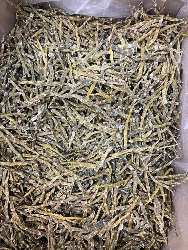 珍虫石斛条，好货不多，需要的老板来电460一斤