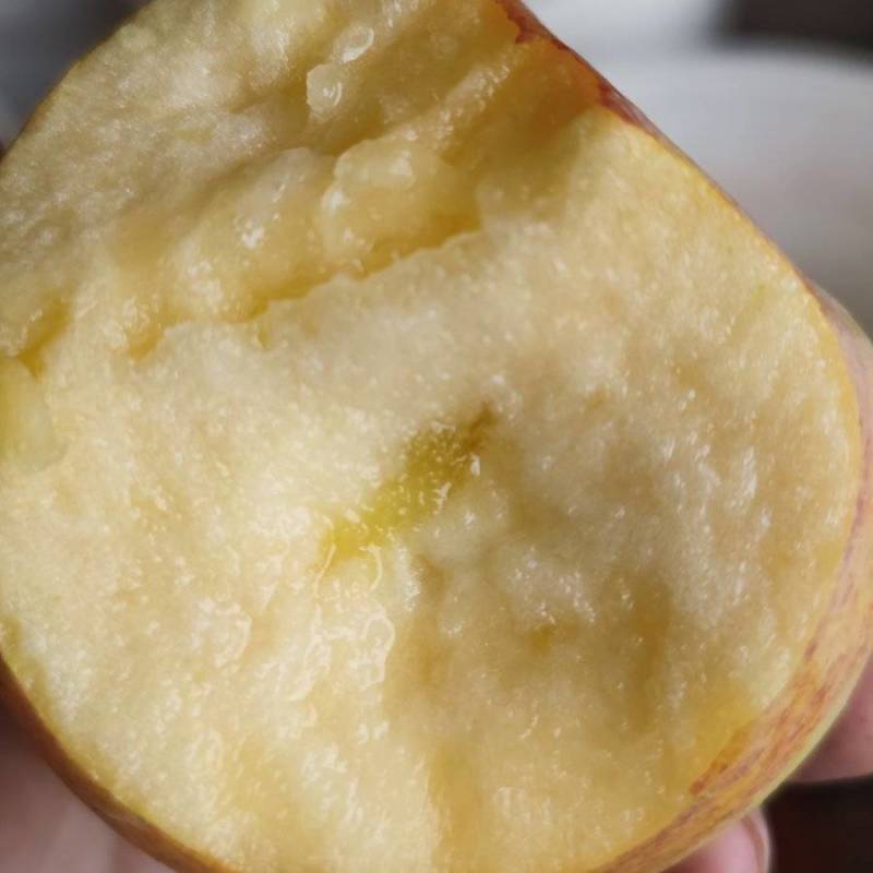 老品种小时候吃的味道大量上市黄心脆甜多汁