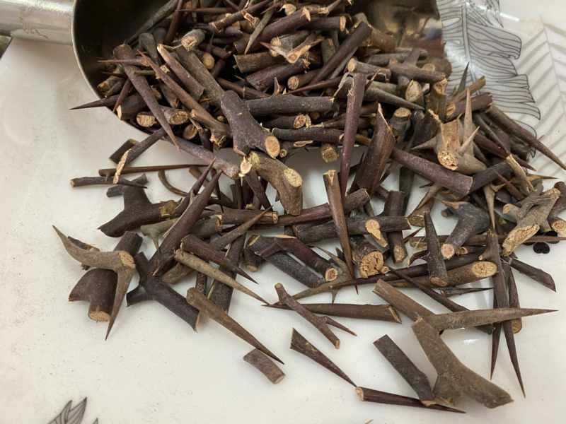 皂针皂角刺手剪老刺干货产地山东
