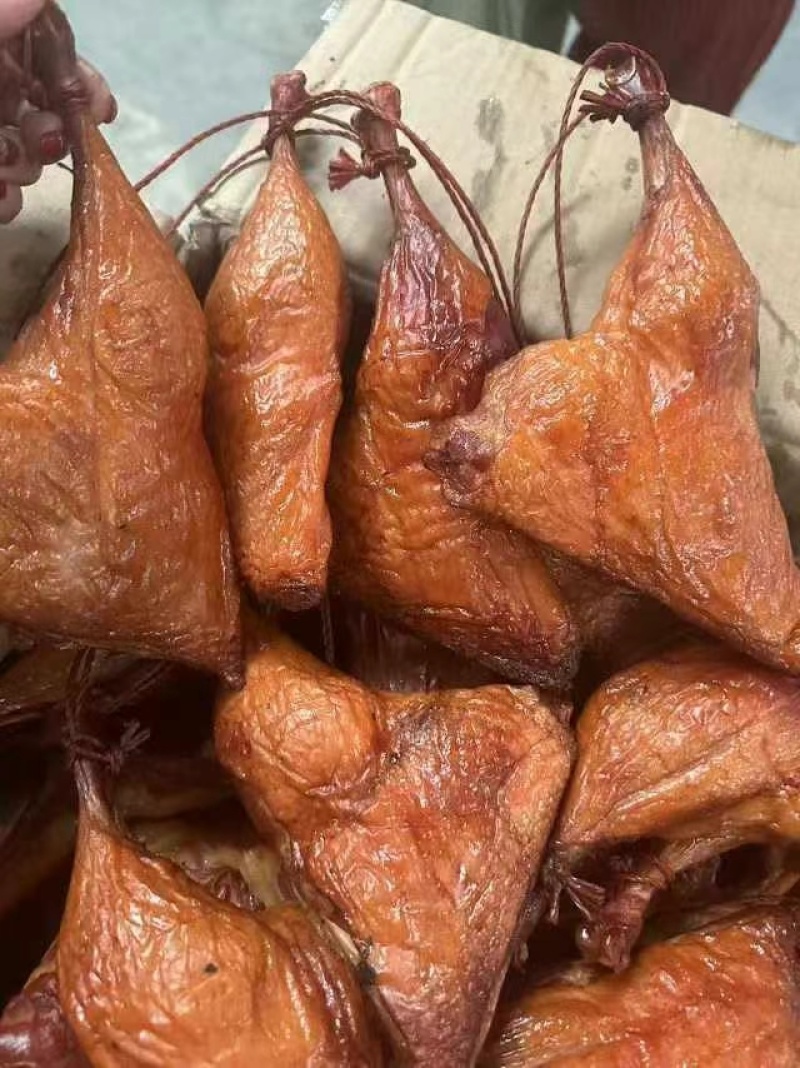 烟熏鸭边腿金黄鸭边腿预制菜地摊跑江湖展销会批发