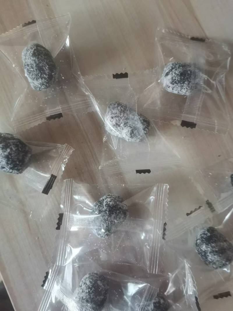 网红，椰蓉枣，新疆大枣，虎皮枣手工制作。