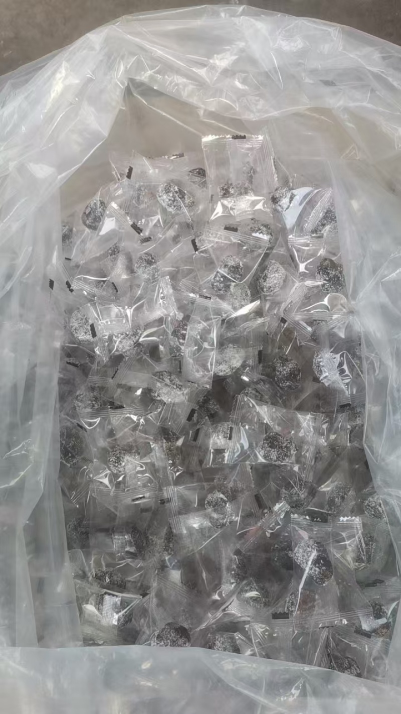 网红，椰蓉枣，新疆大枣，虎皮枣手工制作。