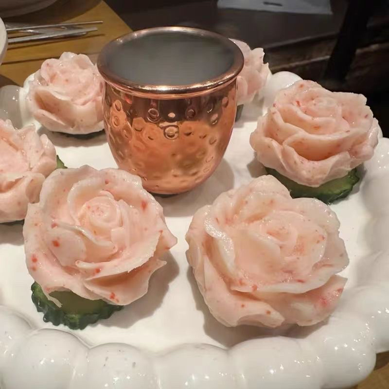 鳕鱼肉玫瑰花鳕鱼肉火锅餐饮装饰小吃海鲜丸子玫瑰花鳕鱼肉