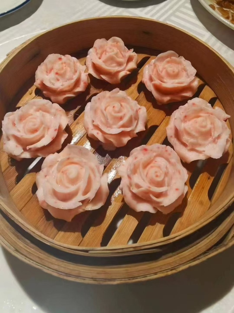 鳕鱼肉玫瑰花鳕鱼肉火锅餐饮装饰小吃海鲜丸子玫瑰花鳕鱼肉