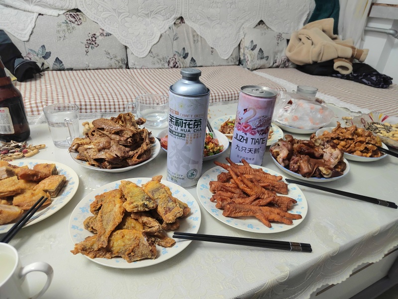 天鹅啤酒，信阳毛尖啤酒，6只天鹅