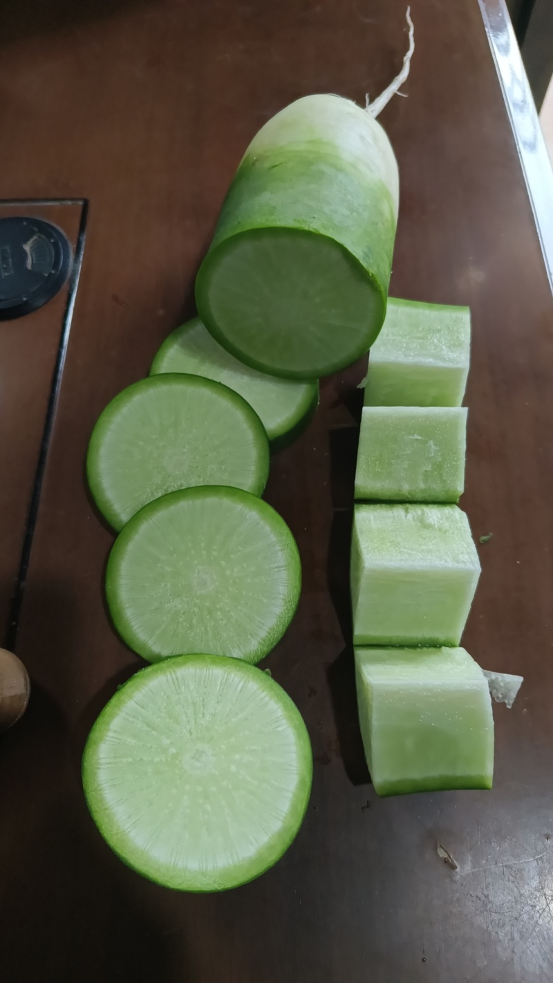水果青头萝卜大量有货～水洗萝
