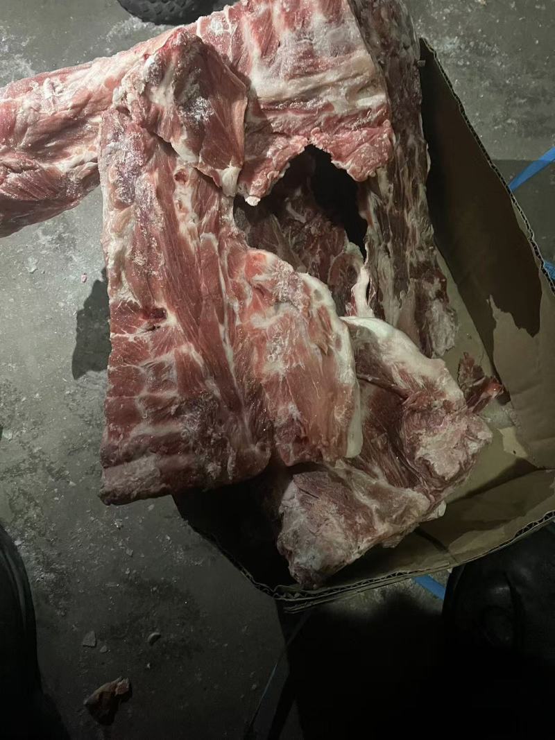 3001胫骨箱装10公斤一箱在9片左右带肉率高