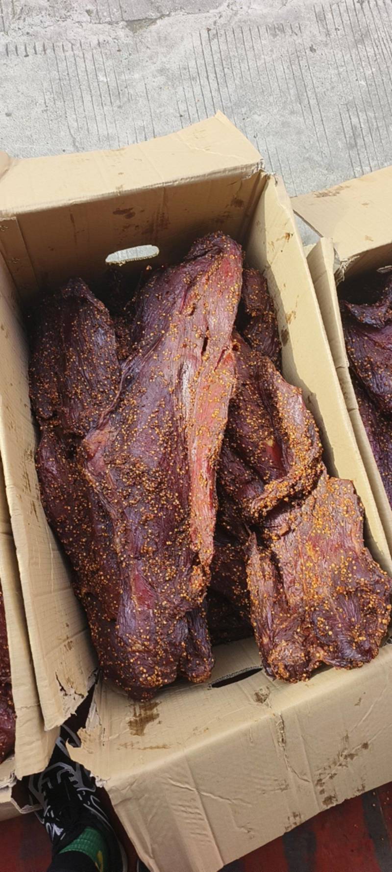 大块猪肉，大块里脊肉，麻辣味，五香味，老厂货品质保证