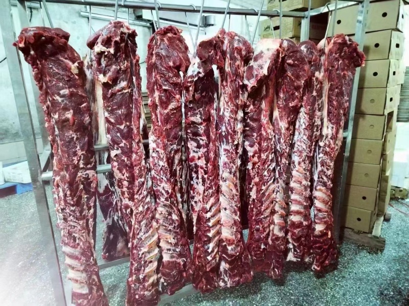 屠宰厂直销热体保鲜牛肉纯黄牛肉
