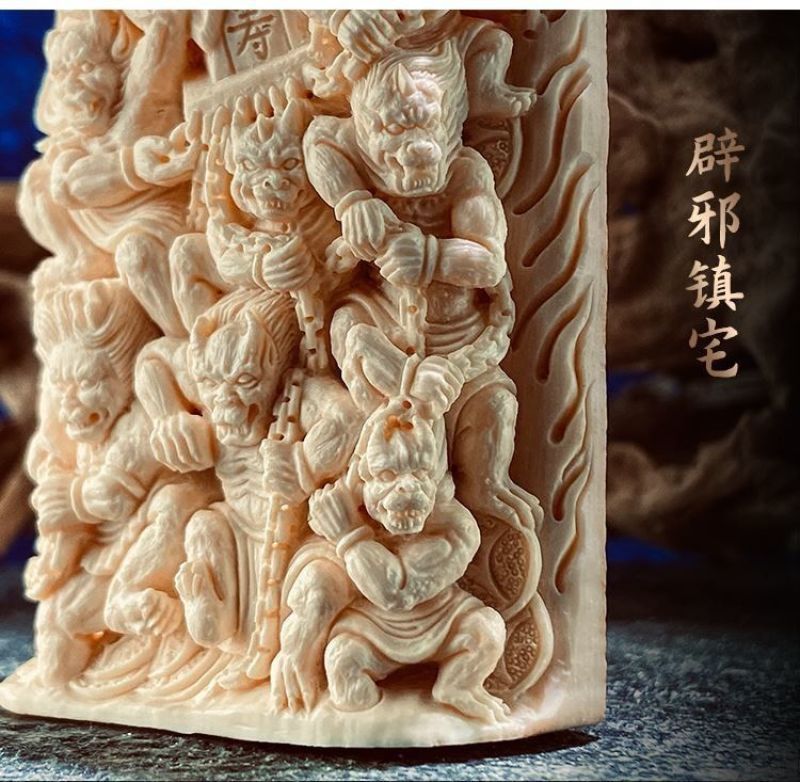 高端猛犸象牙九龙关公雕刻牌子项链挂件文玩摆件吊坠手把手串