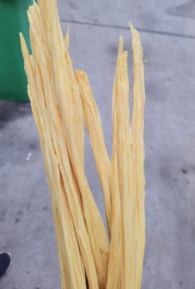 腐竹货源充足，产地直发，诚信经营，欢迎客商来电
