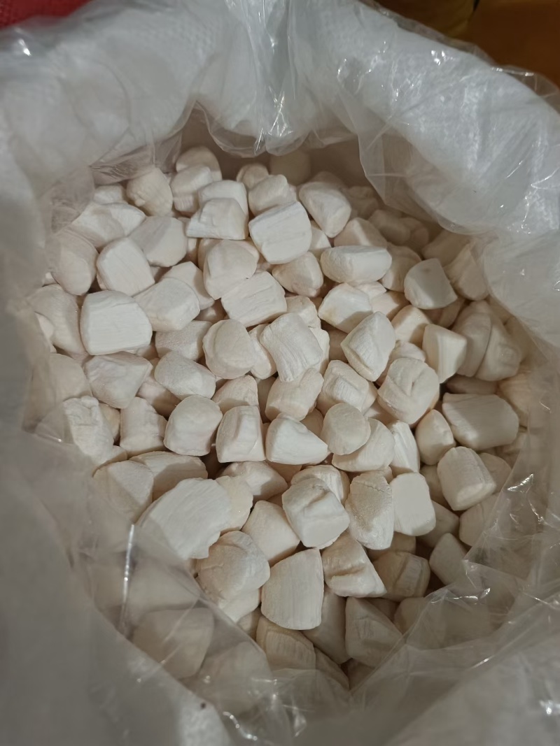 单冻原浆扇贝丁，产地一手发货，质量保证，规格齐全。