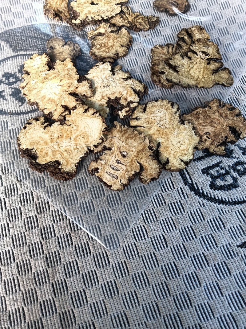 彭州市敖平地道精选川芎，川芎片，是合作社众多，农民精心种