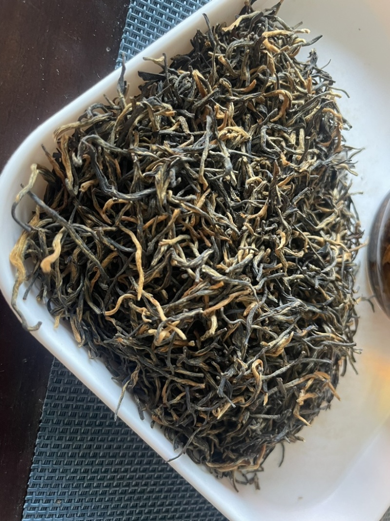 恩施利川红