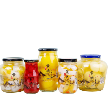 新鲜水果罐头，黄桃、雪梨、山楂、草莓、菠萝苹果等品类齐全