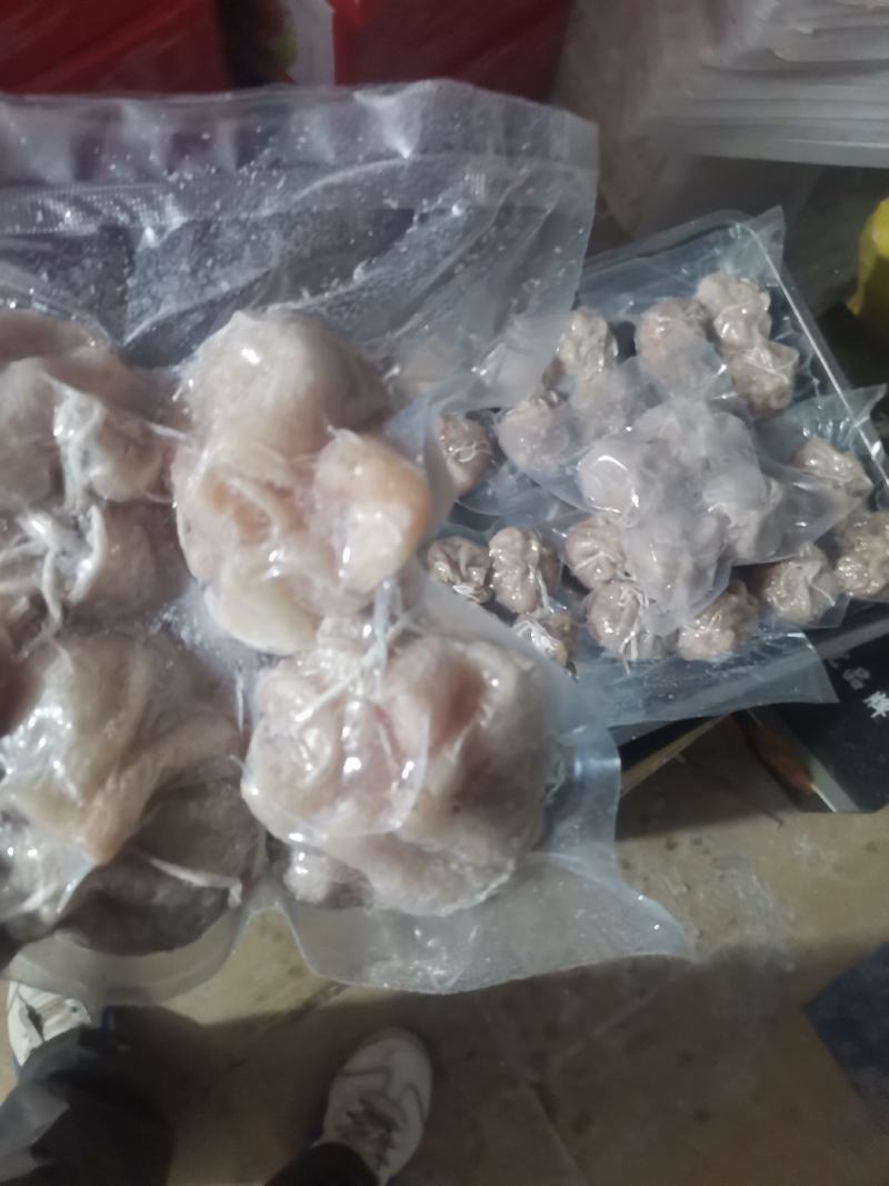 羊肚包肉真材实料，味道鲜美，待客佳品，干净卫生，营养