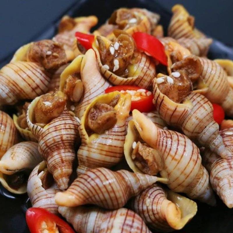 亲嘴螺捞汁入味，颗颗精选。鲜味入髓，久久难舍！