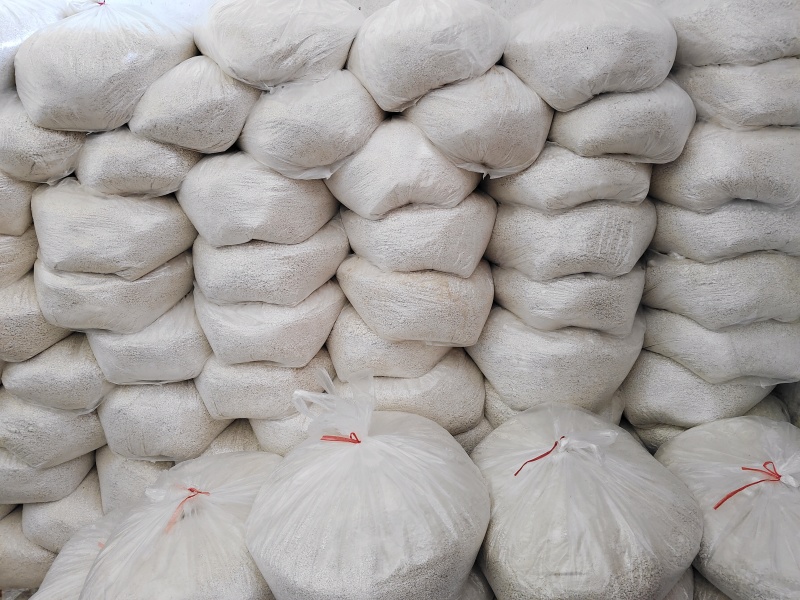 红薯粉，地瓜粉量大质优基地供应一手货源欢迎采购咨询