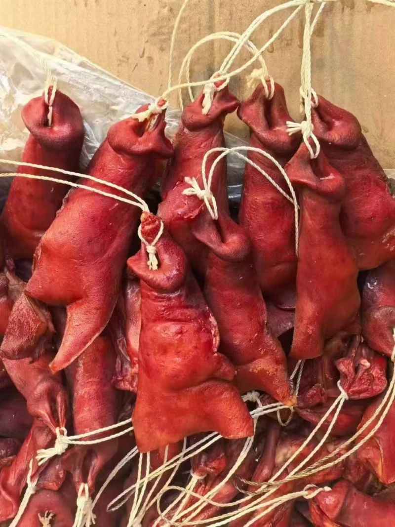烟熏腊味拱嘴卤拱嘴烟熏猪拱嘴凉菜卤菜店地摊拱嘴批发