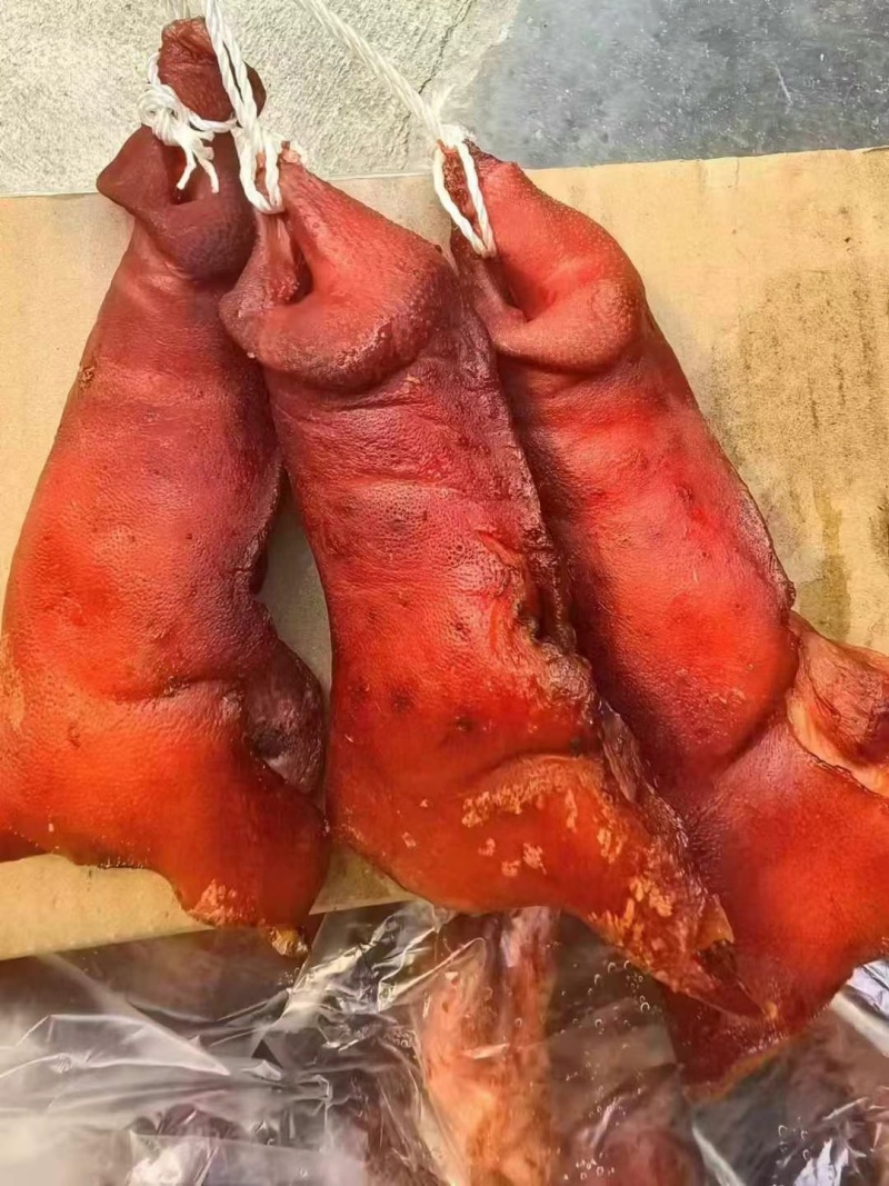 烟熏腊味拱嘴卤拱嘴烟熏猪拱嘴凉菜卤菜店地摊拱嘴批发
