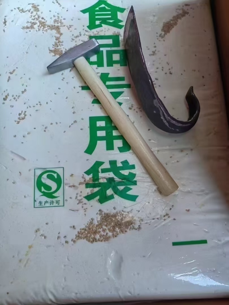 手工麻糖，丁丁糖。白色和黄色都是现货一件50斤，有工具