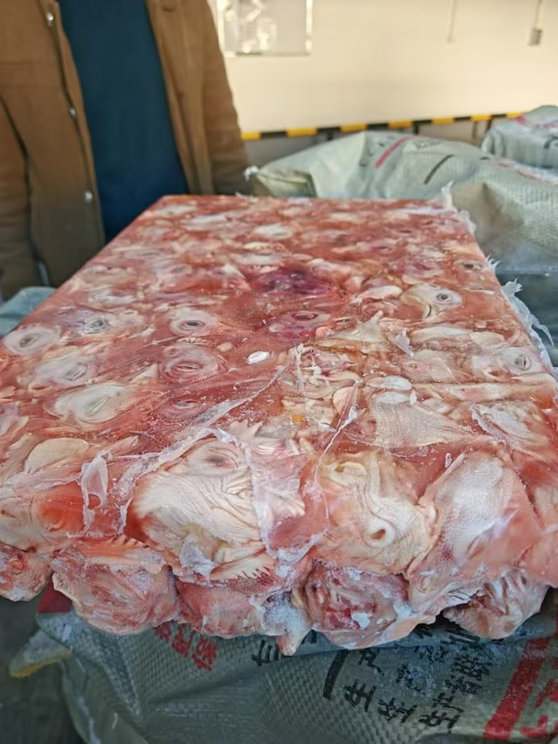 肉鸡头