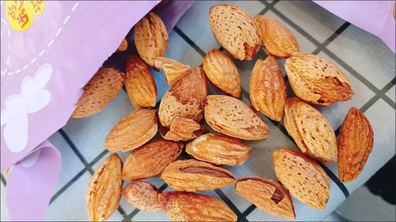 袋装薄皮巴旦木奶香奶油味坚果干果大颗粒杏仁零食小吃休闲食品