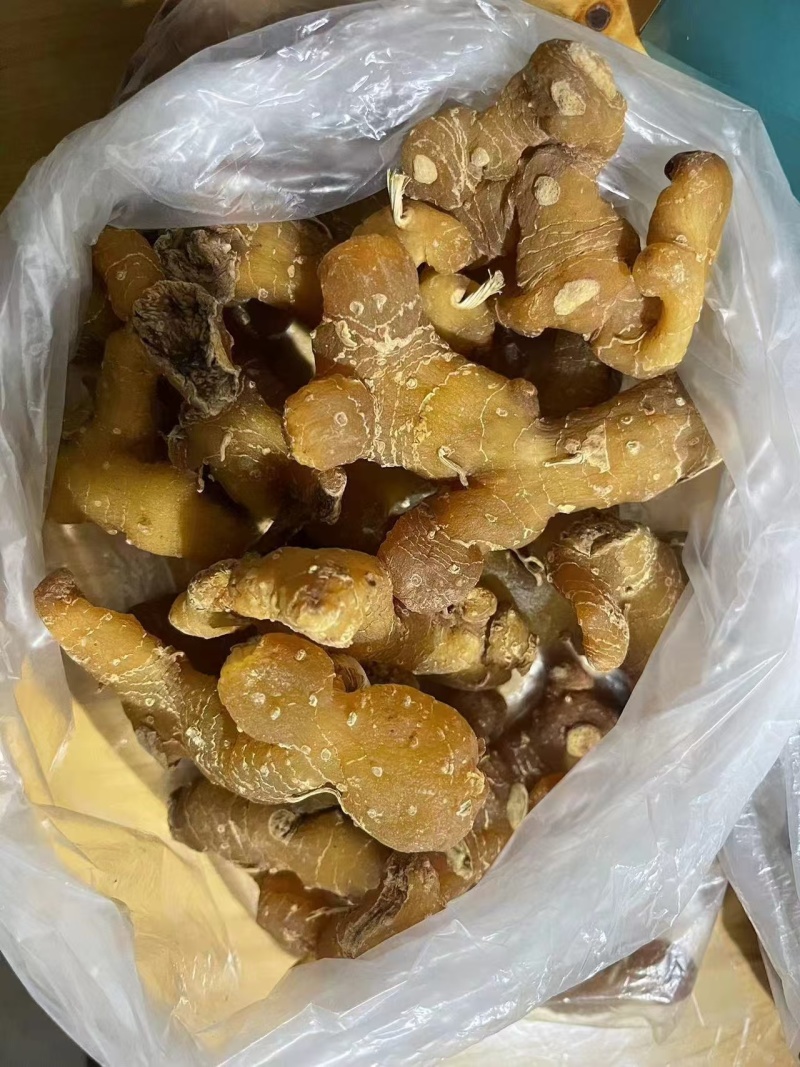黄精干货，水洗去皮干黄精个子多花黄精干货