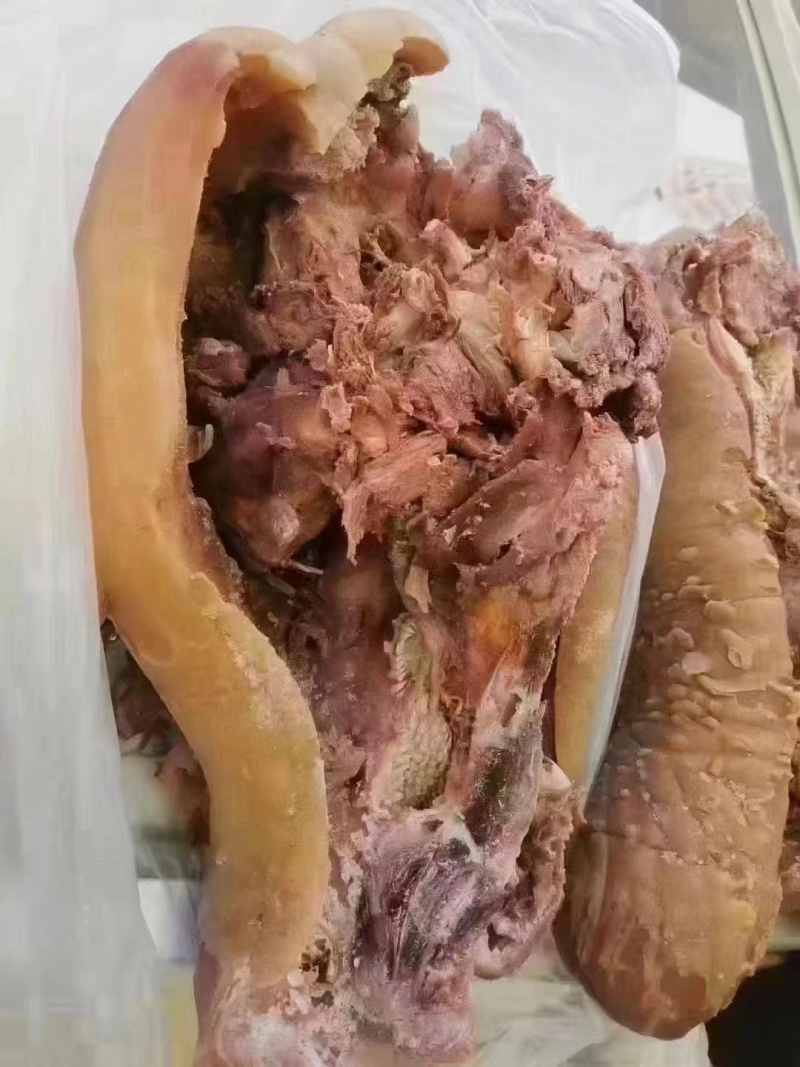 火烧的带皮的大牛头