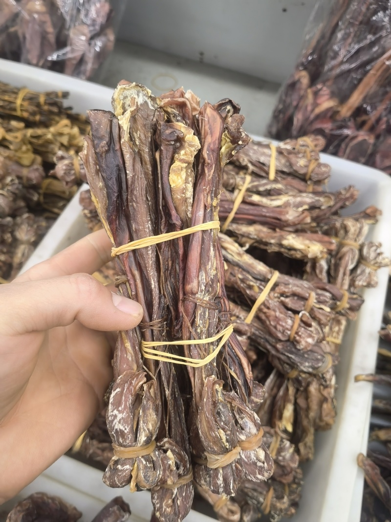 海狗鞭新货关书药业批发各种中药材规格齐全质量保证