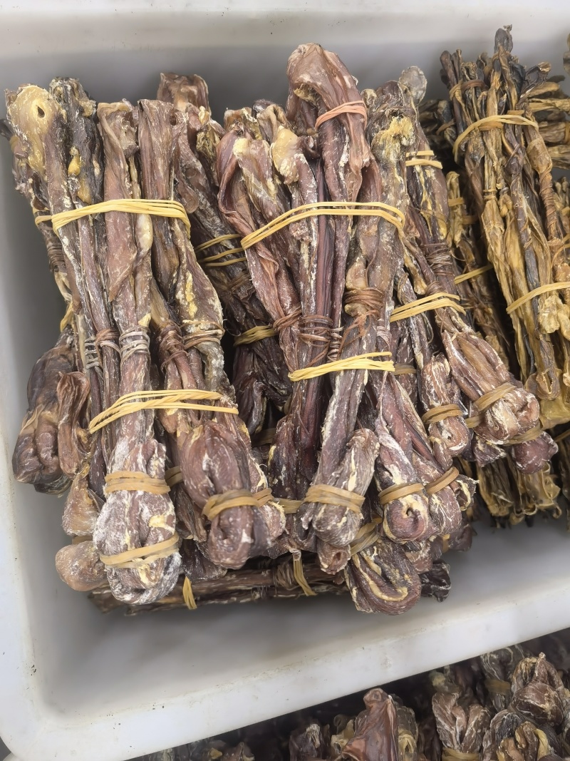海狗鞭新货关书药业批发各种中药材规格齐全质量保证