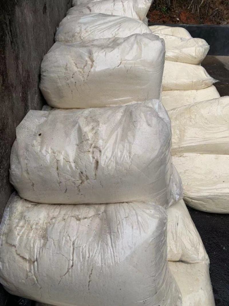 发酵好纯豆渣袋装，储存时间一到三个月不会坏