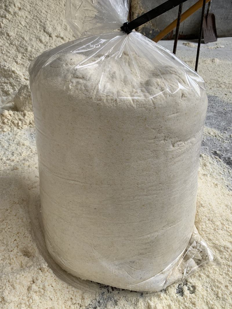 发酵好纯豆渣袋装，储存时间一到三个月不会坏