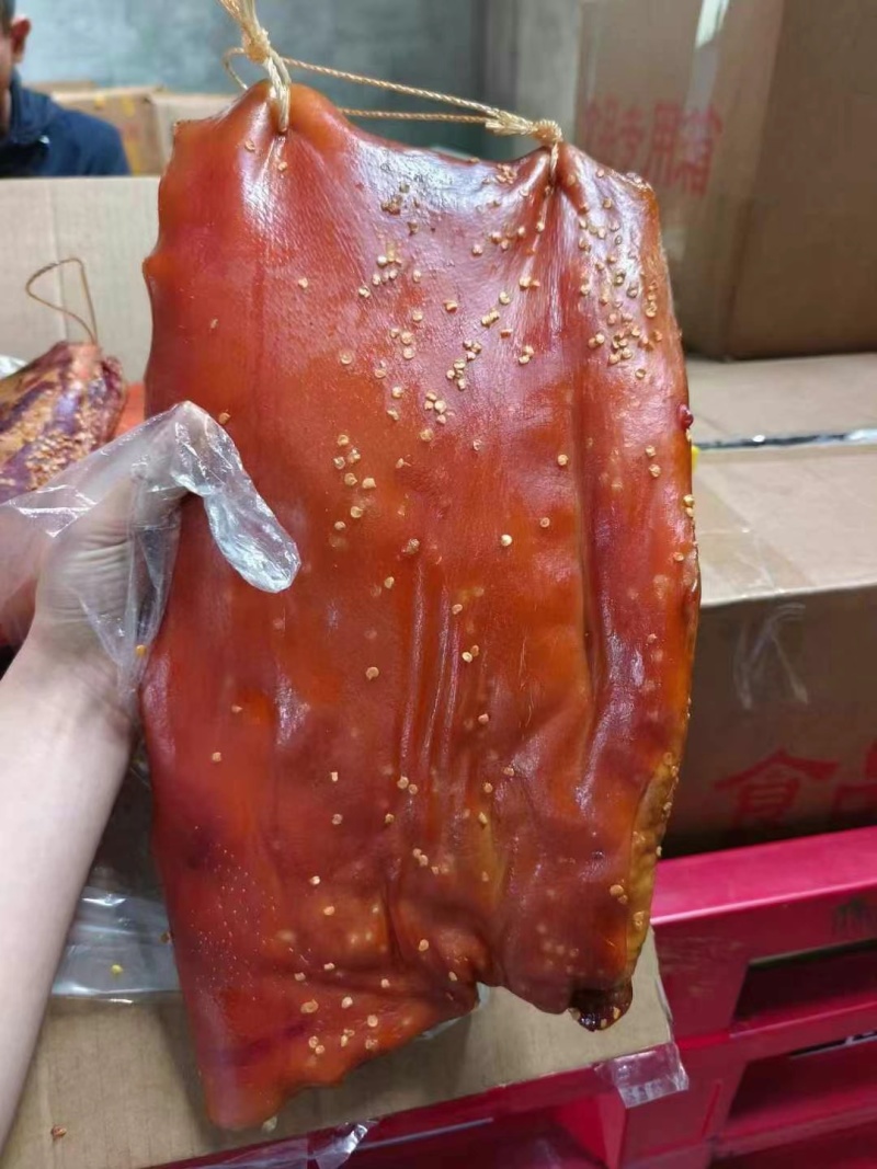 货源充足正宗腊肉烟熏中方腊肉欢迎采购