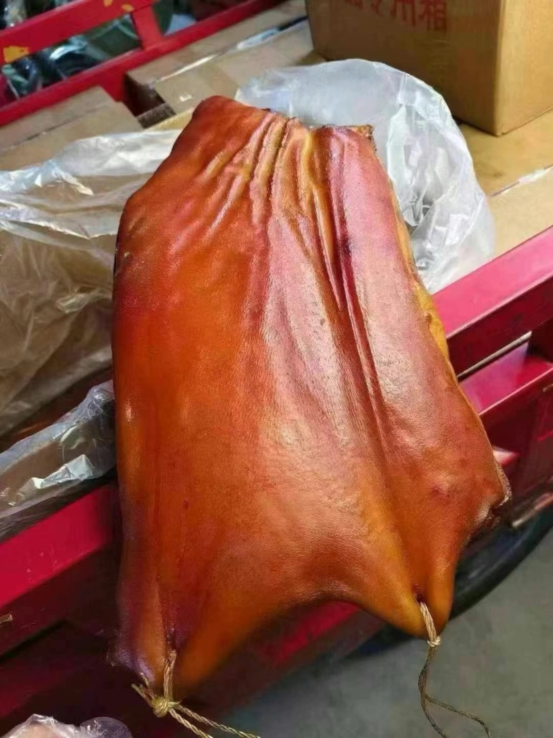 货源充足正宗腊肉烟熏中方腊肉欢迎采购