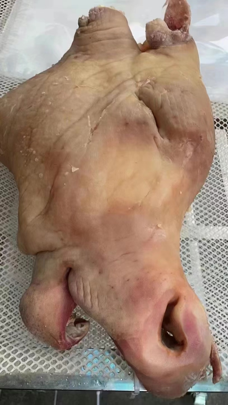 全熟精修去骨牛头肉，火烧牛头，真空包装，各种规格