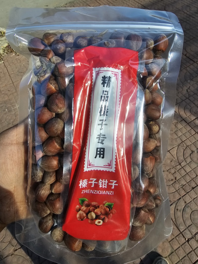 熟榛子薄皮大榛子现炒现卖口感香酥一手货源产地直发
