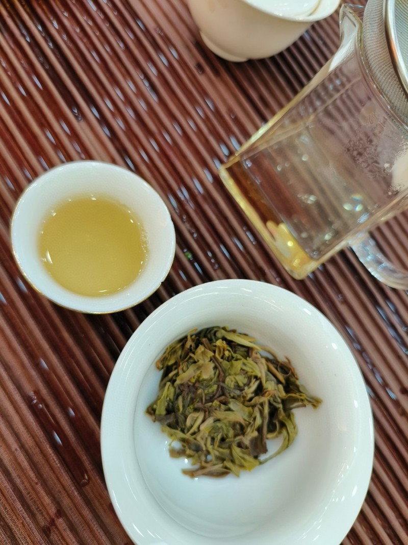 250g冰岛纯料生普洱茶生茶饼茶叶普洱生茶生普