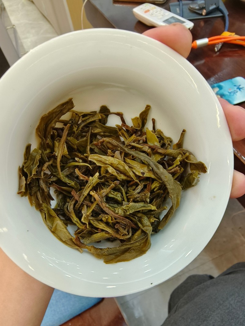 250g冰岛纯料生普洱茶生茶饼茶叶普洱生茶生普