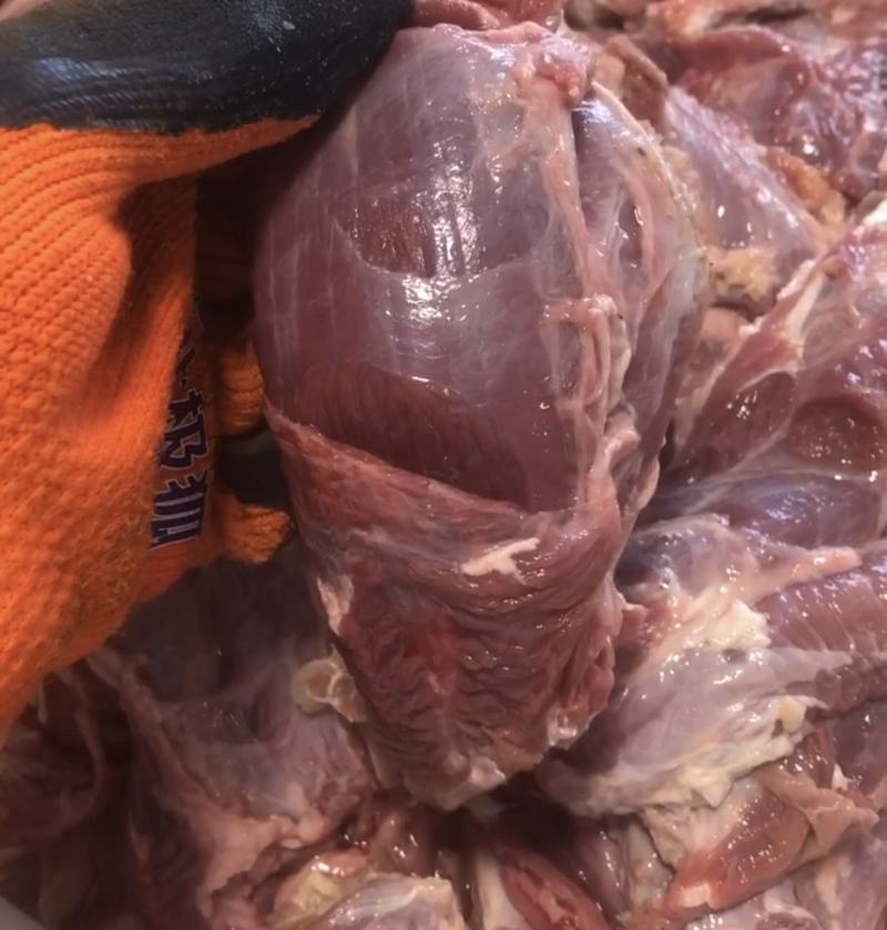 生牛肉块