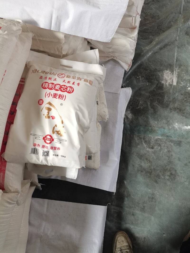 纯小麦面粉各种规格都有长期供应品质上乘欢迎来电
