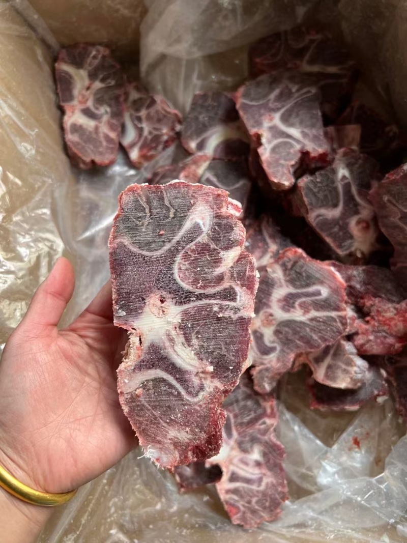 精品国产满肉牛脖骨产地直发品质保证量大从优一手货源