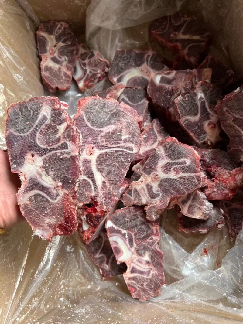 精品国产满肉牛脖骨产地直发品质保证量大从优一手货源