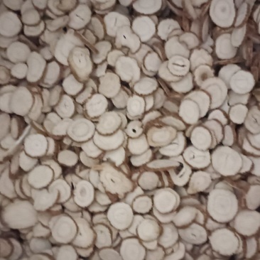 无硫白芷片，色香味浓，价格实惠