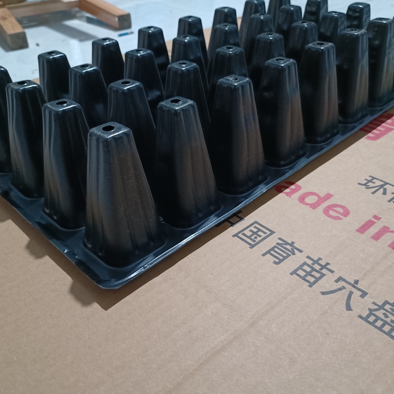 穴盘/育苗穴盘，各种克数，深浅，质量有保证，大量有货