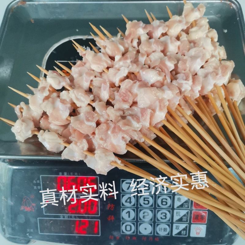 掌中宝串原料新鲜，真材实料卖相美观，烧烤佳品。